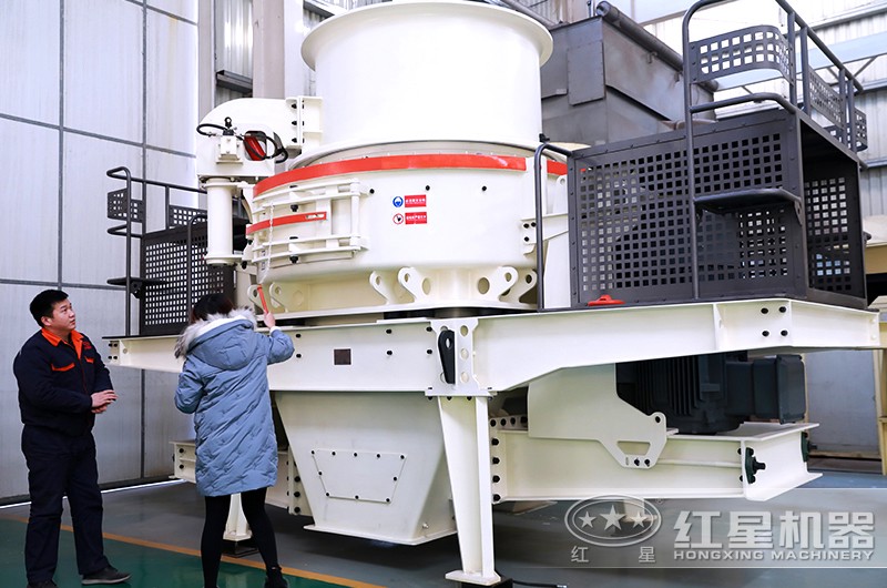 HVI沖擊式制砂、整形機(jī)客戶到廠參觀圖